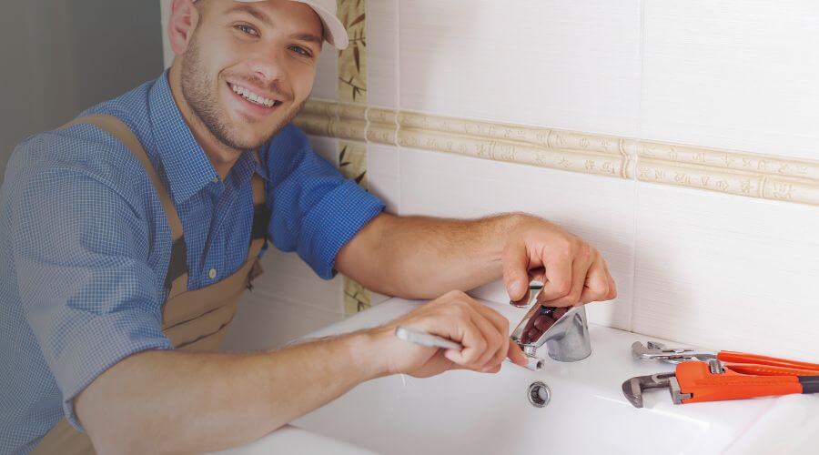 Professional clogged drains services in Andrews, TX